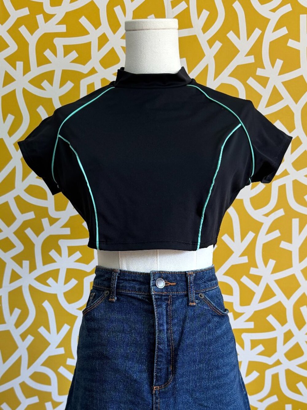 Victoria's Secret Swim Black Neon Teal Y2K Rave Cap Sleeve Crop Top - S/M